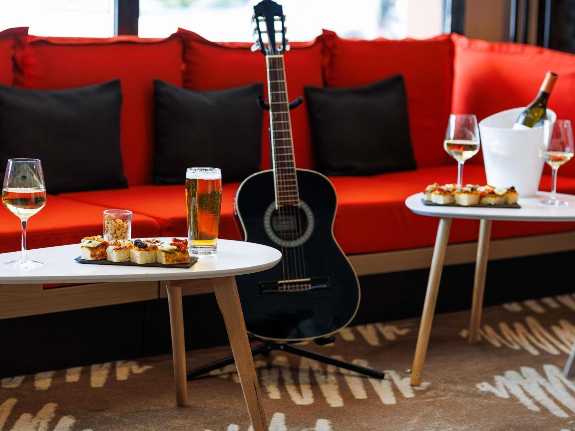 Ibis Cannes Mandelieu Экстерьер фото